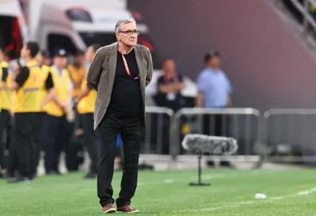 国足主帅伊万：以中国最佳球员之姿代表国足参赛