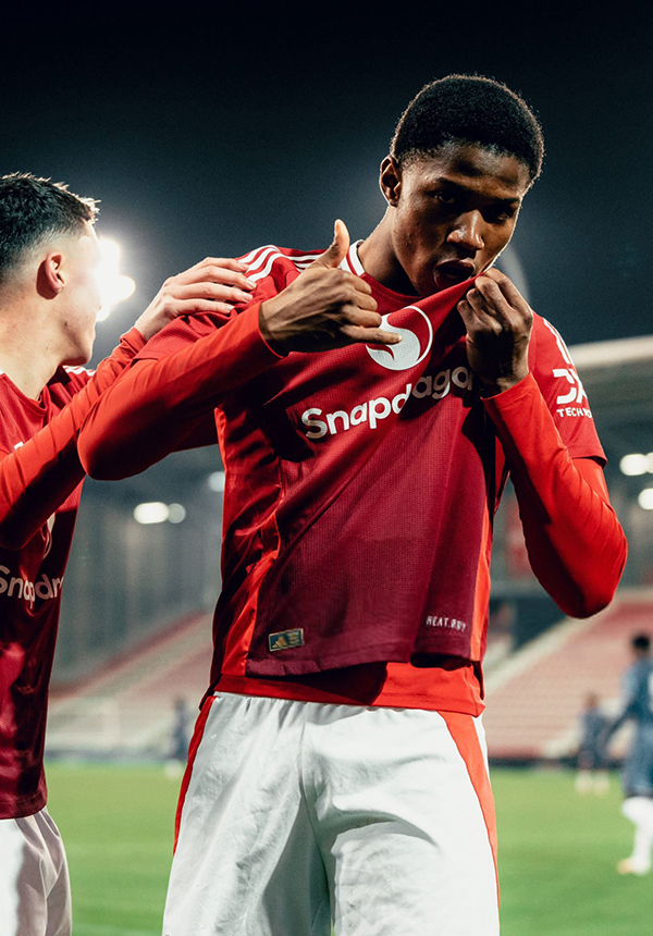 曼联10球小妖未被提拔，阿莫林原因曝光：怕他在一线队被毁