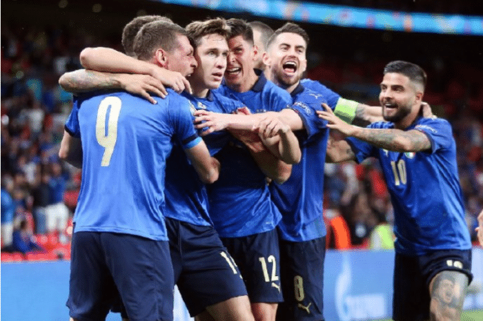 欧洲杯夺冠及进入决赛次数排行：意大利4进决赛，英格兰首进决赛！