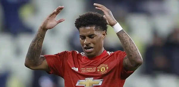 为投巴萨愿降薪！拉什福德转会，曼联、巴萨谁先让步？