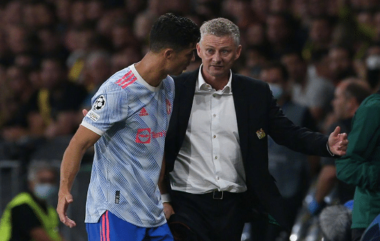 曼联遭弱旅绝杀！索帅赛后抨击裁判，名记看衰：C罗或参加欧联杯