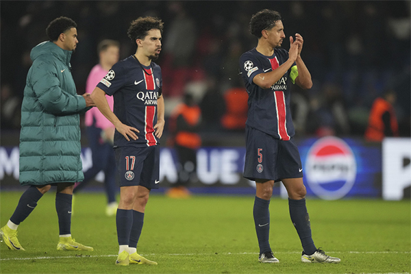 唏嘘不已！9 亿豪阵巴黎陷淘汰区，创 20 年耻辱纪录，欧冠出线悬了