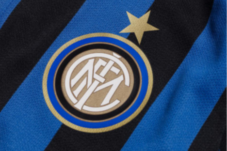 米体：国米将在4月份对阵卡利亚里时发布新队徽