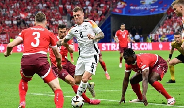 欧洲杯德国队出线 克罗斯被针对仍获最高分