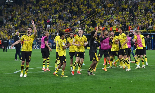 德甲确定5个欧冠名额，英超无缘增加，曼联提前出局