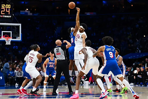 约基奇VS浓眉：巅峰对决引爆MVP之争