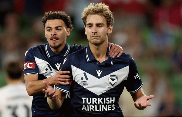 重磅！国足或迎23岁澳超华裔强援，3月18强赛有望登场