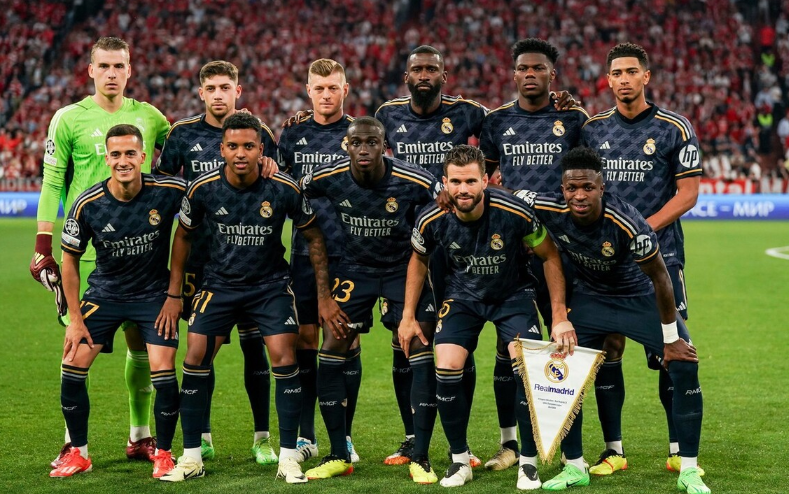 皇马2-2拜仁，小熊过人欧冠无解 克罗斯获全场最佳