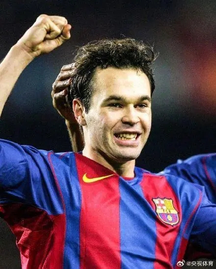 40岁传奇伊涅斯塔退役，22 年足球征程画上句号