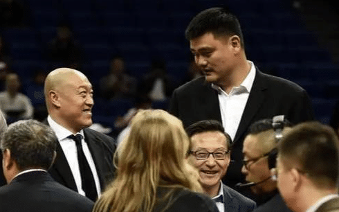 马健首谈被奥神老板质疑打假球！和姚明对抗到缺氧，48分钟没休息