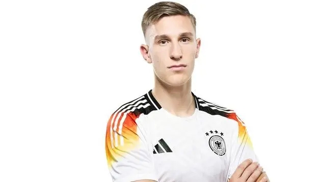 图片报消息：多特后卫施洛特贝克是德国队欧洲杯大名单首位入选者