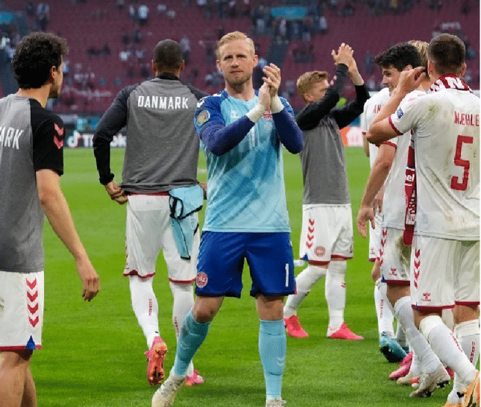 记者：你们怎么阻止足球回家？舒梅切尔：英格兰拿过欧洲杯吗？