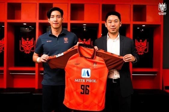 亚冠补强? 泰国球队拉查武里签下一名泰国演员