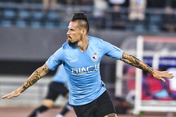 差距巨大! 媒体: 哈姆西克目前月薪7.6万人民币