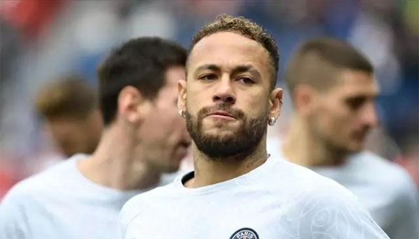 内马尔也要走 大巴黎“梦幻锋线”分崩离析