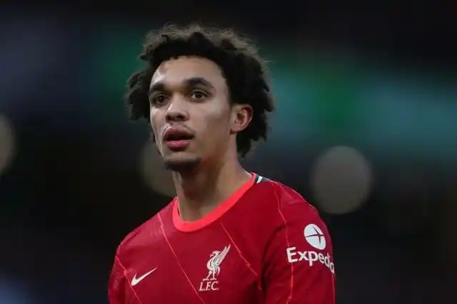 2021年的伏笔：阿诺德当时为何拒绝利物浦6年合同？